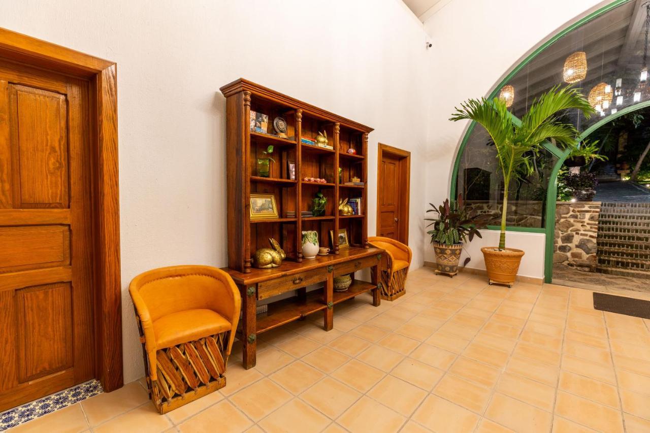 Plaza Chapala Hotel Buitenkant foto